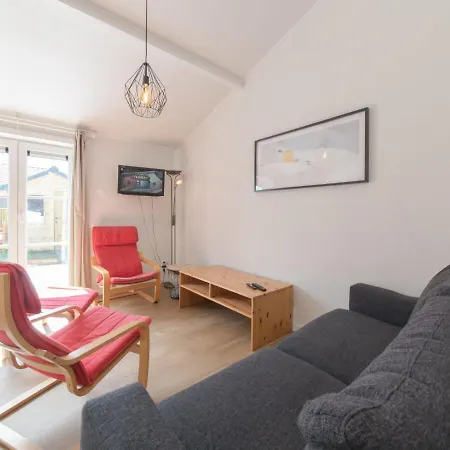Duinenhuisje 25 By Interhome *